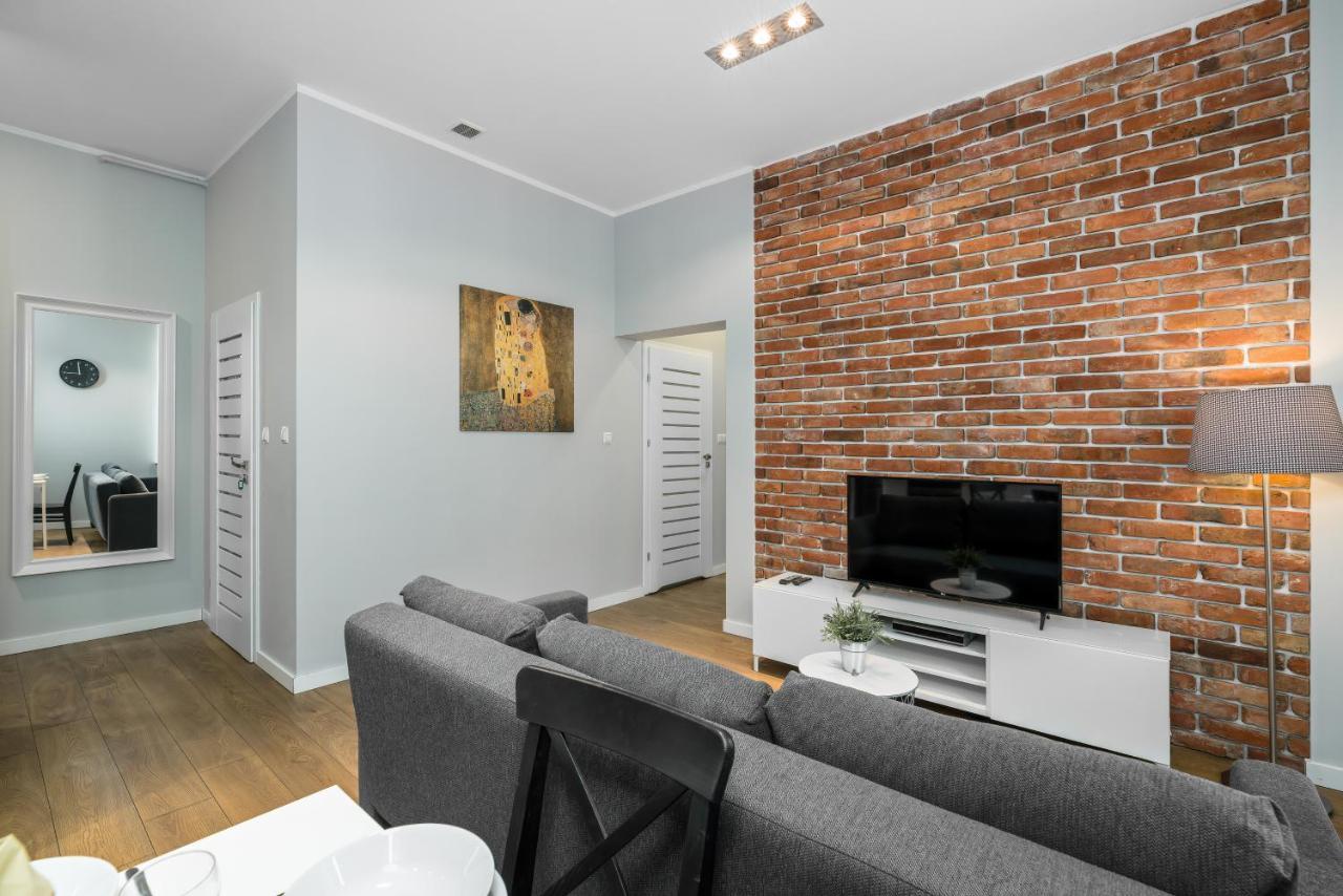 Old Town Apartment Garbary By Noclegi Renters 포즈난 외부 사진
