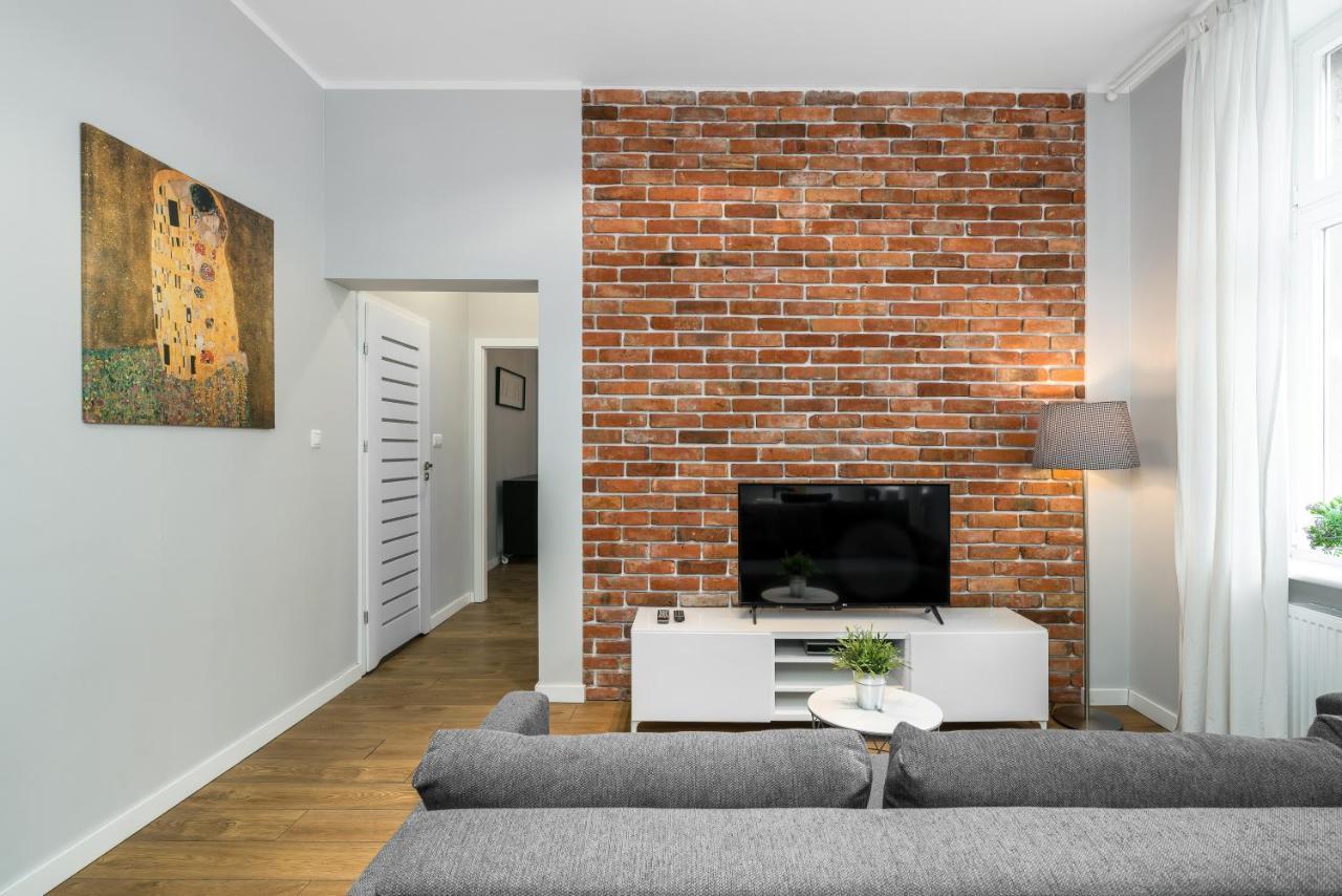 Old Town Apartment Garbary By Noclegi Renters 포즈난 외부 사진